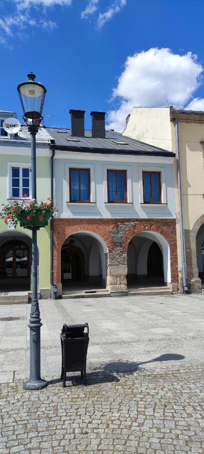 The Old Townhouse II Aparthotel Krosno Exterior foto